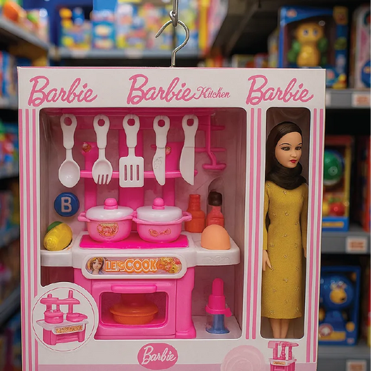 Barbie Kitchen Play Set with Doll – Cooking Toy with Utensils & Accessories