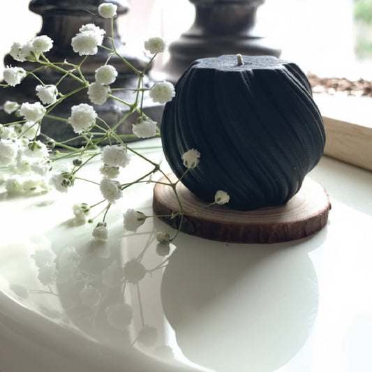 Aromatherapy Soy Candle in Matte Blue Jar  Dried Petals Edition