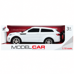 1:18 Scale White Model Car – Die-Cast Simulation Toy Vehicle for Kids (3+ Years)