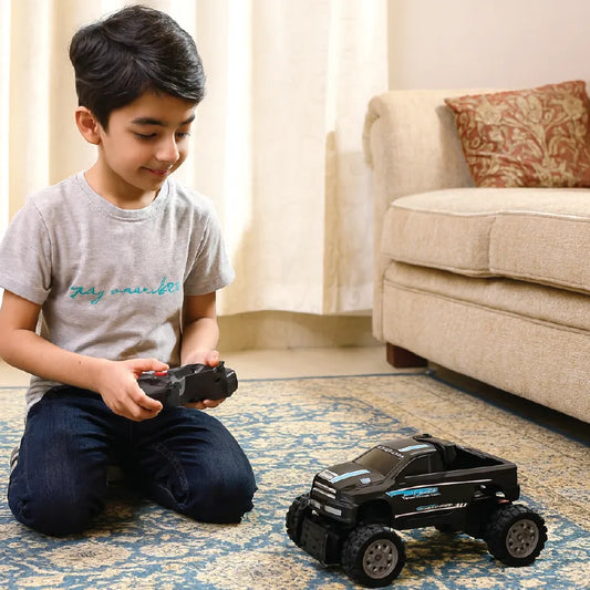 R/C Off-Road Monster Truck – 1:24 Scale Remote Control Car with Fuel Function Controller (Black)